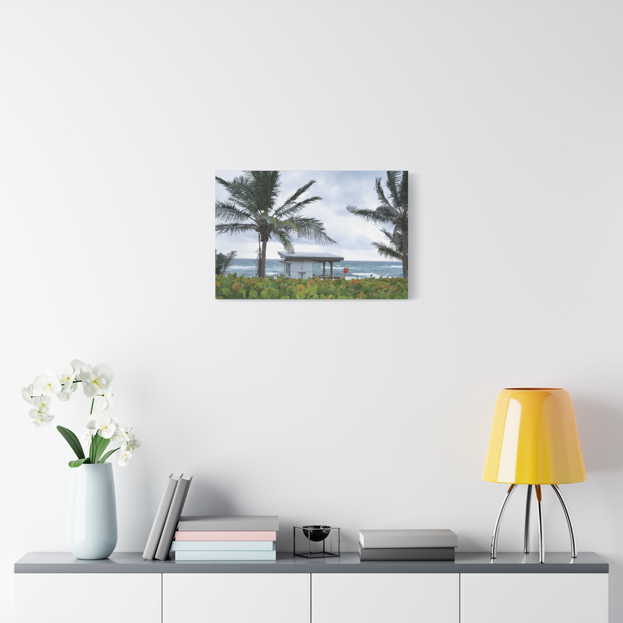 Red Flag Horizon | Palm Beach Collection